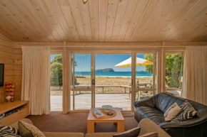 Absolute Beachfront Bach - Pauanui Holiday Home
